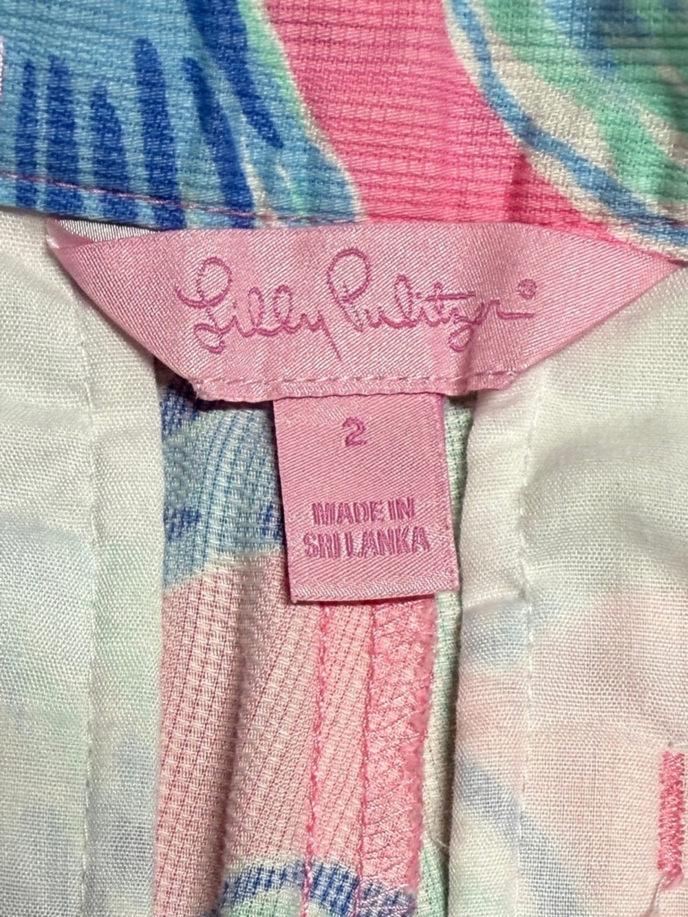 Lilly Pulitzer Adie Shorts Pink Pout Barefoot Princess Shell Print Size 2 - Picture 4 of 4